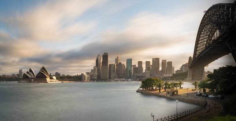 Australia, New South Wales, Sydney, Skyline with Sydney Opera House and Sydney Harbour Bridge  MKFF00337
