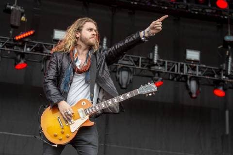 May 25, 2018 - Napa, California, U.S - ADAM SLACK of The Struts during BottleRock Music Festival at Napa Valley Expo in Napa, California Napa U.S. - ZUMAs135 20180525_zap_s135_541 Copyright: xDanielxDeSloverx