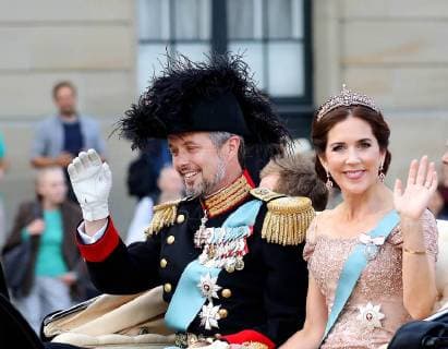 Entertainment Bilder der Woche KW21 26-05-2018 Carriage Prince Frederik and Princess Mary ride a horse-drawn carriage from Amalienborg Castle to Christiansborg Castle in Copenhagen, Denmark.  Copyright: xPPEx