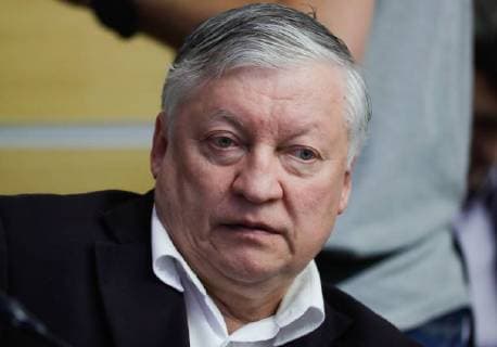 MOSCOW, RUSSIA - MAY 31, 2018: Russian State Duma member, chess grandmaster Anatoly Karpov attends an extended meeting of the All-Russia People s Front (ONF) Central Headquarters. Mikhail Metzel TASS  TS081F8E