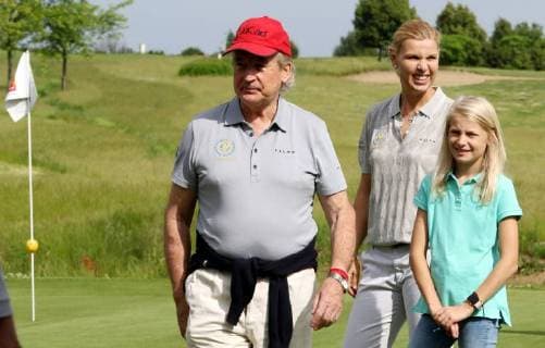 12. Thüringer Charity Open Mühlberg 01.06.2018 , Mühlberg, 12. Thüringer Charity Open im Bild: Max Schautzer, Anke Hunber und deren Tochter