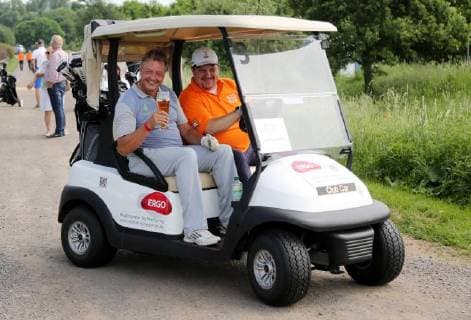 12. Thüringer Charity Open Mühlberg 01.06.2018 , Mühlberg, 12. Thüringer Charity Open im Bild: Jochen Behle mit Lutz Frischmann