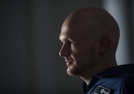 Astronaut Alexander Gerst Der deutsche Astronaut Alexander Gerst. Alexander Gerst fliegt im Juni 2018 zum 2. Mal nach 2014 zur Internationalen Raumstation ISS. Im Herbst wird er Kommandant der Raumstation. *** Astronaut Alexander Gerst The German astronaut Alexander Gerst Alexander Gerst flies to the International Space Station ISS twice in June 2018 after 2014 In autumn he becomes commander of the space station