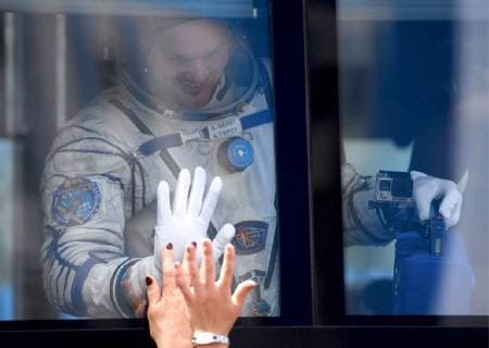 KYZYLORDA REGION, KAZAKHSTAN - JUNE 6, 2018: ISS Expedition 56 57 prime crew member, European Space Agency (ESA) astronaut Alexander Gerst before a launch to the International Space Station. The launch of a Soyuz-FG rocket booster carrying the Soyuz MS-09 spacecraft to the ISS from the Baikonur Cosmodrome is scheduled for June 6, 2018, 14:12 Moscow time. Alexei Filippov Sputnik POOL TASS  TS082CAB