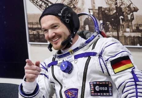 News Bilder des Tages KYZYLORDA REGION, KAZAKHSTAN - JUNE 6, 2018: ISS Expedition 56 57 prime crew member, European Space Agency (ESA) astronaut Alexander Gerst in a spacesuit before a launch to the International Space Station. The launch of a Soyuz-FG rocket booster carrying the Soyuz MS-09 spacecraft to the ISS from the Baikonur Cosmodrome is scheduled for June 6, 2018, 14:12 Moscow time. Sergei Savostyanov TASS  TS082CBA