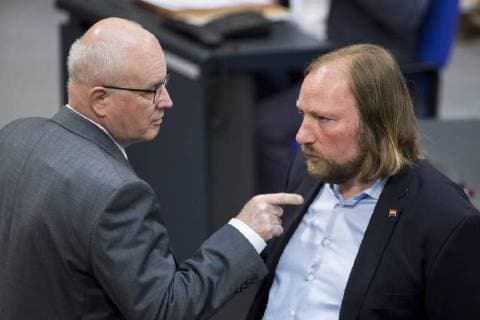 June 6, 2018 - Berlin, Germany - CDU CSU parliamentary fraction leader Volker Kauder (L) and Anton Hofreiter (Buendnis 90 Die Gruene) speak prior to a Government Question Time at Bundestag in Berlin, Germany on June 6, 2018. Berlin Germany  - ZUMAn230 20180606_zaa_n230_638 Copyright: xEmmanuelexContinix