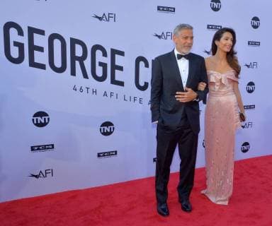 Honoree George Clooney and his wife, human rights attorney Amal Clooney arrive for American Film Institute s 46th annual Life Achievement Award tribute gala at the Dolby Theatre in the Hollywood section of Los Angeles on June 7, 2018.  LAP2018060702 JIMxRUYMEN
