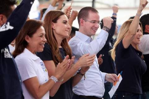 June 7, 2018 - EUM20180607POL16.JPG.HUIXQUILUCÃN, Mex.- ElectionElecciones-AMLO.- 7 de junio de 2018.- El candidato a la Presidencia por la coalicion Por Mexico al Frente, Ricardo Anaya, durante el acto de campana ante simpatizantes en la explanada municipal de Huixquilucan, en el Estado de Mexico, el jueves 7 de junio de 2018. Foto. Agencia EL UNIVERSALAriel OjedaRCC. Copyright: xElxUniversalx