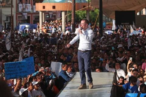 June 7, 2018 - EUM20180607POL17.JPG.HUIXQUILUCÃN, Mex.- ElectionElecciones-AMLO.- 7 de junio de 2018.- El candidato a la Presidencia por la coalicion Por Mexico al Frente, Ricardo Anaya, durante el acto de campana ante simpatizantes en la explanada municipal de Huixquilucan, en el Estado de Mexico, el jueves 7 de junio de 2018. Foto. Agencia EL UNIVERSALAriel OjedaRCC. Copyright: xElxUniversalx