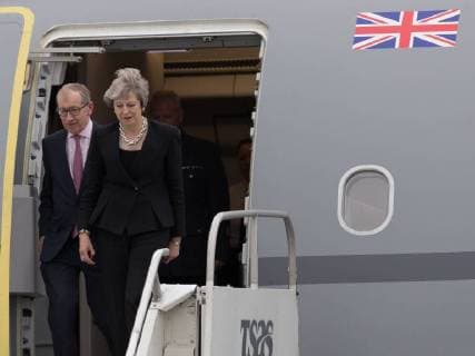 June 7, 2018 - Saguenay, Canada - UK Prime minister TERESA MAY and is Husband Philip May getting off the plane to the YBG Bagotville for the G7 Summit 2018. Saguenay Canada - ZUMAl128 20180607_sha_l128_345 Copyright: xPatricexLapointex