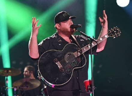 June 8, 2018 - Nashville, Tennessee, U.S. - 08 June 2018 - Nashville, Tennessee - Luke Combs. 2018 CMA Fest Nightly Concert held at Nissan Stadium. Photo Credit: AdMedia Nashville U.S. - ZUMAa123 20180608_zaa_a123_518 Copyright: xLauraxFarrx