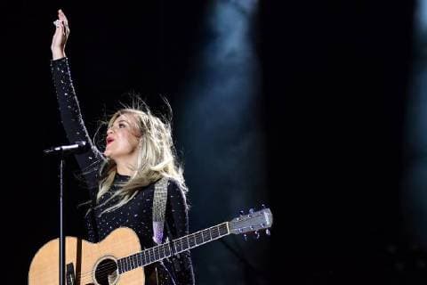 June 9, 2018 - Nashville, Tennessee, U.S. - 09 June 2018 - Nashville, Tennessee - Kelsea Ballerini. 2018 CMA Music Festival Nightly Concert held at Nissan Stadium. Photo Credit: Dara-Michelle AdMedia Nashville U.S. - ZUMAa123 20180609_zaa_a123_174 Copyright: xDara-MichelleAdmediax