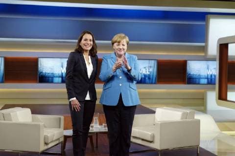 Angel Merkel bei Anne Will 2018-06-10, Berlin, Deutschland - Bundeskanzlerin Angela Merkel (CDU) zu Gast bei Anne Will im Ersten Deutschen Fernsehen. Thema der Talkrunde: Nach dem G7-Gipfel. *** Angel Merkel at Anne Will 2018 06 10 Berlin Germany Chancellor Angela Merkel CDU guest at Anne Will in First German Television Topic of the Talk Round After the G7 summit