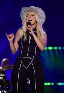 June 10, 2018 - Nashville, Tennessee, U.S. - 10 June 2018 - Nashville, Tennessee - BeBe Rexha. 2018 CMA Music Fest Nightly Concert held at Nissan Stadium. Photo Credit: AdMedia Nashville U.S. - ZUMAa123 20180610_zaa_a123_234 Copyright: xLauraxFarrx
