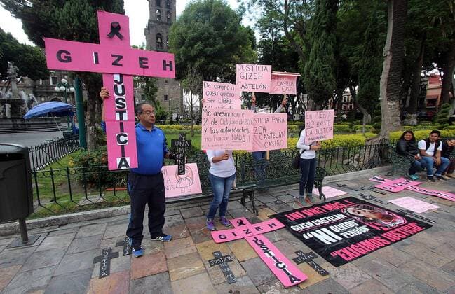 June 11, 2018 - EUM20180611JUS01.JPG.PUEBLA, Pue. ProtestProtesta-Feminicidio.-11 de junio de 2018. Amigos y familiares se manifestaron en la capital poblana este lunes para pedir que se esclarezca la muerte de Gizeh Castaneda Castro, ocurrida el 2 de octubre de 2016. Foto: Agencia EL UNIVERSALOmar ContrerasEELG Copyright: xElxUniversalx