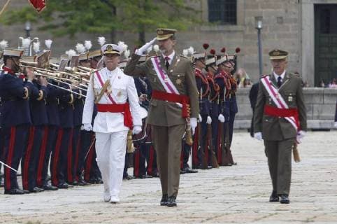 THE KING FELIPE PRESIDES THE CELEBRATION OF THE CHAPTER OF THE REAL AND MILITARY ORDER OF SAN HERMENEGILDO FELIPE OF BORBON AND GREECE 12 06 2018 June 12 2018 King Felipe attends the celebration of the Military Order of San Hermenegildo in the Monastery of El Escorial in Madrid 888 Cordon Press  EuropaxPress El Rey Felipe preside la celebracion del Capitulo de la Real y M