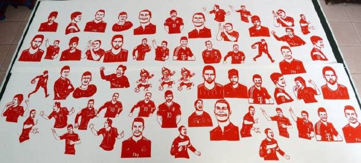 Paper-cutting of football stars mark World Cup 2018 The folk artist Feng Shiping makes paper-cutting works of football stars including Lionel Messi, Neymar da Silva Santos Junior, Thomas Muller, Luis Suarez and Cristiano Ronaldo in Handan, north China s Hebei Province, marking the upcoming World Cup 2018. CHINA OUT Handan Handan China  HaoxQunying