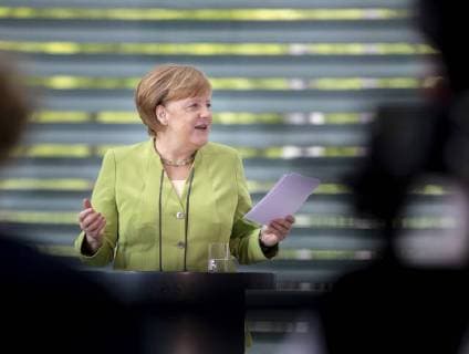 Bundeskanzlerin Angela Merkel, CDU, im Rahmen einer Preisverleihung an die Sieger des Wettbewerbes startsozial 2017 2018 im Bundeskanzleramt in Berlin. 20.06.2018. Berlin Deutschland Copyright: xFelixxZahnx