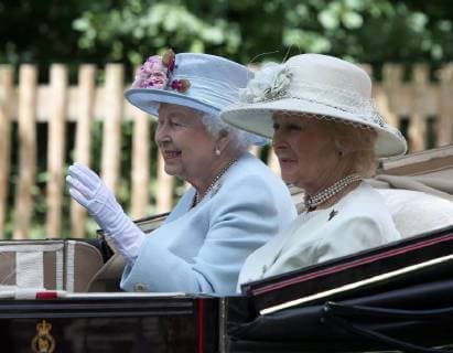 Her Majesty The Queen is pictured in blue as she arrives with Princess Alexandra on day 2 of Royal Ascot 2018 at Ascot Racecourse in Berkshire, England. JUNE 20th 2018  MTXx182296