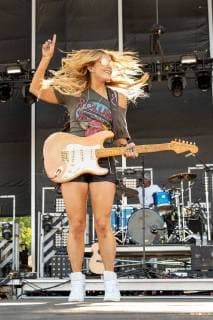 June 20, 2018 - Oshkosh, Wisconsin, U.S - Musician LINDSAY ELL during Country USA Music Festival at Ford Festival Park in Oshkosh, Wisconsin Oshkosh U.S. - ZUMAs135 20180620_zap_s135_548 Copyright: xDanielxDeSloverx