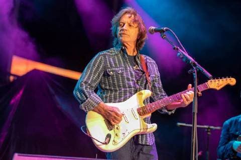 June 21, 2018 - Oshkosh, Wisconsin, U.S - JEFF HANNA of The Nitty Gritty Dirt Band during Country USA Music Festival at Ford Festival Park in Oshkosh, Wisconsin Oshkosh U.S. - ZUMAs135 20180621_zap_s135_528 Copyright: xDanielxDeSloverx