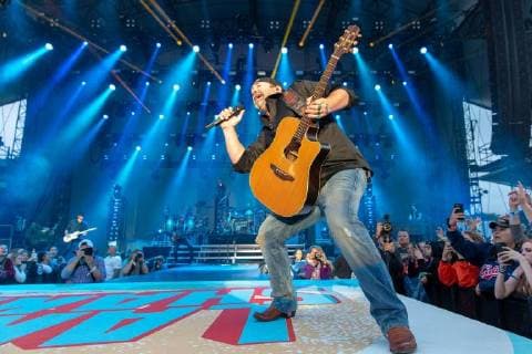 June 22, 2018 - Chicago, Illinois, U.S - LEE BRICE during Country LakeShake Music Festival at Huntington Bank Pavilion at Northerly Island in Chicago, Illinois Chicago U.S. - ZUMAs135 20180622_zap_s135_552 Copyright: xDanielxDeSloverx