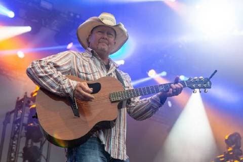 June 22, 2018 - Chicago, Illinois, U.S - TRACY LAWRENCE during Country LakeShake Music Festival at Huntington Bank Pavilion at Northerly Island in Chicago, Illinois Chicago U.S. - ZUMAs135 20180622_zap_s135_558 Copyright: xDanielxDeSloverx