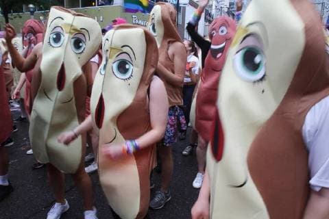 Kanada: Toronto Pride Parade Participants parade during the Toronto Gay Pride 2018, in Toronto, Canada, 24 June 2018. The city celebrated the 38th edition of the annual event celebrating diversity and unity with the attendance of thousands of people. EPA Osvaldo Ponce Toronto Gay Pride 2018 !ACHTUNG: NUR REDAKTIONELLE NUTZUNG!  Copyright: xOsvaldoxPoncex TOR10 20180625-636654854668135182