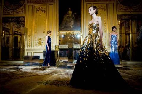Entertainment Themen der Woche KW26 Entertainment-Bilder der Tages Defile Haute Couture Automne Hiver 2018 Rami Al Ali CELEBRITES : Defile Haute Couture Rami al Ali - Paris - 03 07 2018 JBAutissier Panoramic 