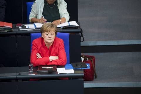 News Themen der Woche News Bilder des Tages Bundeskanzlerin Angela Merkel (C) waehrend der Plenarsitzung des Bundestages in Berlin am 4. Juli 2018. 45. Plenarsitzung des Bundestages *** Chancellor Angela Merkel C at the plenary session of the Bundestag in Berlin on 4 July 2018 45 Plenary Session of the Bundestag