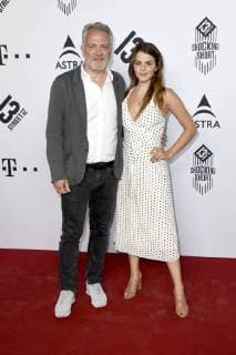 Sven Burgemeister und Ruby O. Fee bei der 19. Verleihung des 13th Street Shocking Short Award 2018 auf dem 36. Filmfest München 2018 in der Alten Akademie. München, 04.07.2018
