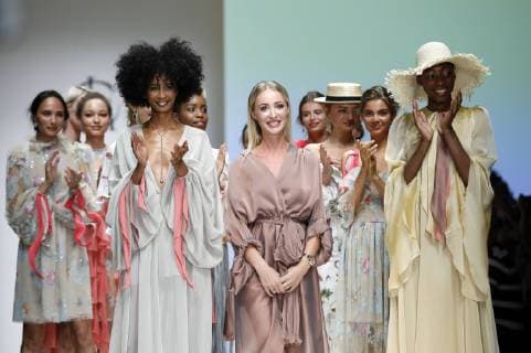 Lana Mueller mit Models bei der Lana Mueller Fashion Show Fashion Show im Rahmen der MBFW auf der Fashion Week Berlin Spring Summer 2019 im E-Werk. Berlin, 05.07.2018