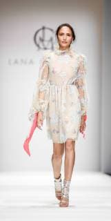 July 5, 2018 - Berlin, Germany - A model walks the runway during the Lana Mueller Spring Summer 2019 collection show during the third day of MBFW Berlin Fashion Weak in the ewerk showspace in Berlin, Germany on July 5, 2018. Berlin Germany  - ZUMAn230 20180705_zaa_n230_296 Copyright: xDominikaxZarzyckax
