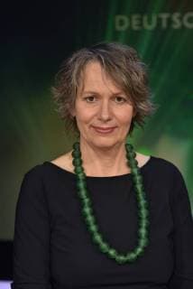 Die Ehrenpreisträgeri, die isländische Kamerafrau Birgit Gudjonsdottir posiert am 07.07.2018 in Köln bei einem Fototermin zur Verleihung des 28. Deutschen Kamerapreis in Köln.