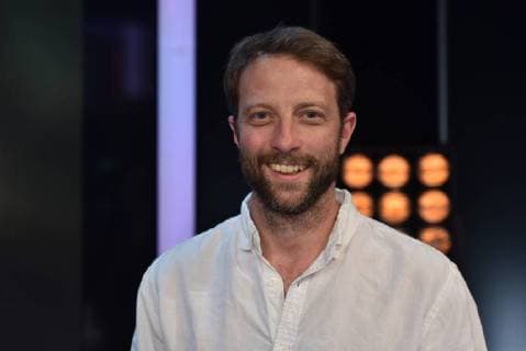 Preisträger Michael Kotschi, Kamera für Fremde Tochter (Fernsehfilm) posiert am 07.07.2018 in Köln bei einem Fototermin zur Verleihung des 28. Deutschen Kamerapreis in Köln.
