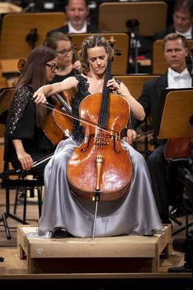 Cellistin Sol Gabetta. Eroeffnung des Schleswig-Holstein Musik Festival SHMF, 01.07.18 Luebeck Schleswig-Holstein Germany Musik- und Kongresshalle Copyright: xAgentur54Gradx xFelixxKoenigx