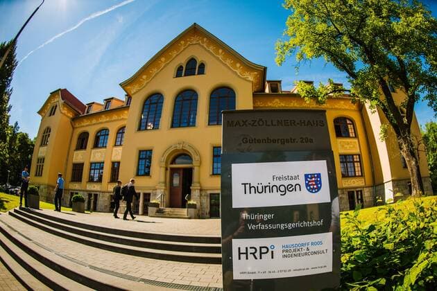 Weimar , 090617 , Das Verfassungsgericht verkündet sein Urteil zur CDU-Klage gegen das Vorschaltgesetz zur Gebietsreform Im Bild: Außenansicht , Thüringer Verfassungsgerichtshof , Gutenbergstraße 29a *** Weimar 090617 The Constitutional Court announces its judgment on the CDU lawsuit against the Vorschaltgesetz zum Gebietsreform Im Bild Exterior Thuringian Constitutional Court Gutenbergstraße 29a