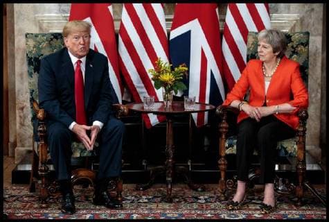 News Themen der Woche KW28 News Themen der Woche News Bilder des Tages . 13 07 2018. AYLESBURY, United Kingdom. President Trump and Theresa May meet at Chequers. Britains s Prime Minister Theresa May holds bi-lateral talks with U.S. President Donald Trump at Chequers on July 13, 2018 in Aylesbury, England. US President, Donald Trump, held bi-lateral talks with British Prime Minister, Theresa May at her grace-and-favour country residence, Chequers. Earlier British newspaper, The Sun, revealed criticisms of Theresa May and her Brexit policy made by President Trump in an exclusive interview. Later today The President and First Lady will join Her Majesty for tea at Windosr Castle.  xi-Imagesx xPoolx IIM-18194-0005