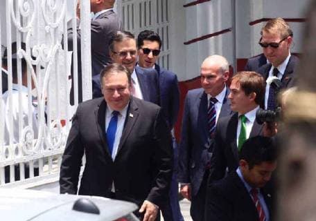 July 13, 2018 - EUM20180713NAC20.JPG.CIUDAD DE MEXICO, Meeting Reunion-Mexico-Pompeo.- Aspecto de la llegada de la delegacion de EU, encabezada por el secretario de Estado de Estados Unidos, Mike Pompeo (corbata azul), a la casa de transicion del virtual presidente electo, Andres Manuel Lopez Obrador para sostener una reunion, este 13 de julio de 2018. Foto: Agencia EL UNIVERSAL Berenice Fregoso MAR. Copyright: xBerenicexFregosoxElxUniversalx