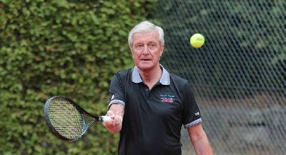 Tennisduell Politik gegen Wirtschaft Harald Tenzer Braunschweig