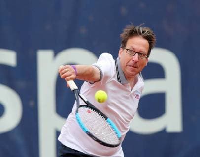 Tennisduell Politik gegen Wirtschaft Dr. Stefan Birkner Braunschweig