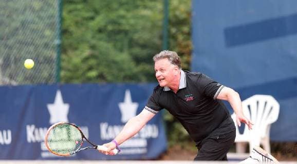 Tennisduell Politik gegen Wirtschaft Marco Bode Braunschweig