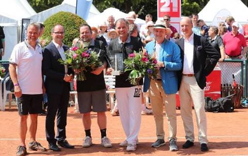 Tennisduell Politik gegen Wirtschaft 1. Platz Braunschweig