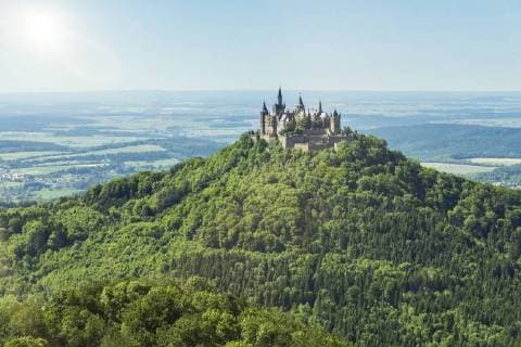 An image of the Castle Hohenzollern in south Germany McPGAN