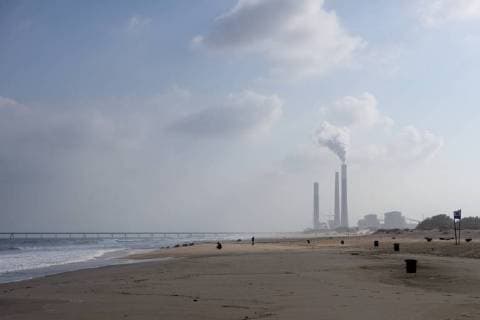 News Themen der Woche KW28 News Themen der Woche News-Bilder des Tages July 15, 2018 - Zikim, Israel - ZIKIM, ISRAEL - July 15, 2018: (ISRAEL OUT) The popular beach of Zikim, located near the Israel-Gaze border, is seen empty of bathers, as a cease-fire holds after day of intense Israel-Hamas fighting. Zikim Israel  - ZUMAn230 20180715_zaa_n230_034 Copyright: xGilixYaarix