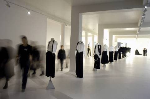 BRU07 - - ANTWERP, BELGIUM : Illustration picture shows the Dreamshop exhibition of Yohji Yamamoto at the ModeMuseum Momu in the Modenatie of Antwerp, Thursday 09 March 2006. DIRKxWAEM  x4064744x