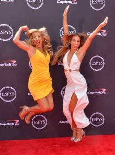 Entertainment Themen der Woche KW29 Entertainment-Bilder des Tages Fitness personality Denise Austin (L) and daughter Katie Austin attend the 26th annual ESPY Awards at the Microsoft Theater in Los Angeles on July 18, 2018.  LAP2018071843 JIMxRUYMEN