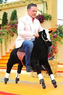 Entertainment Themen der Woche KW29 Entertainment Bilder des Tages ARD - Immer wieder Sonntags. Moderator Stefan Mross während der ARD - Unterhaltungsshow Immer wieder Sonntags am 22.07.2018 im Europapark Rust. 20180722BOS0087 *** ARD Sundays again Moderator Stefan Mross during the ARD Entertainment Show Again and again Sunday 22 07 2018 in the Europapark Rust 20180722BOS0087