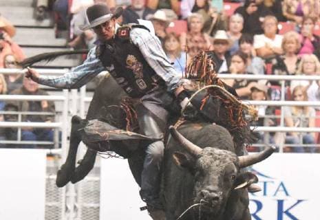 July 23, 2018 - Edmonton, Alberta, Canada - Bull rider Cody Lee Coverchuk from Meadowlake, SK during the K-Days Rodeo in Edmonton..On Sunday, July 22, 2018, in Edmonton, Alberta, Canada. Edmonton Canada  - ZUMAn230 20180723_zaa_n230_484 Copyright: xArturxWidakx