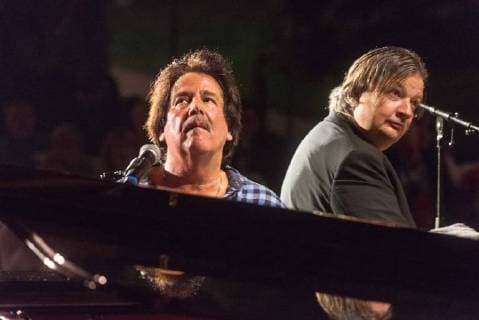 Entertainment Bilder des Tages 24.07.2018, xesx Dreieichenhain Burgfestspiele Dreieichenhain 2018 Jazz in der Burg Grand Piano Night mit Christoph Oeser und Dirk Raufeisen Band *** 24 07 2018 xesx Dreieichenhain Castle Festival Dreieichenhain 2018 Jazz at Burg Grand Piano Night with Christoph Oeser and Dirk Raufeisen Band